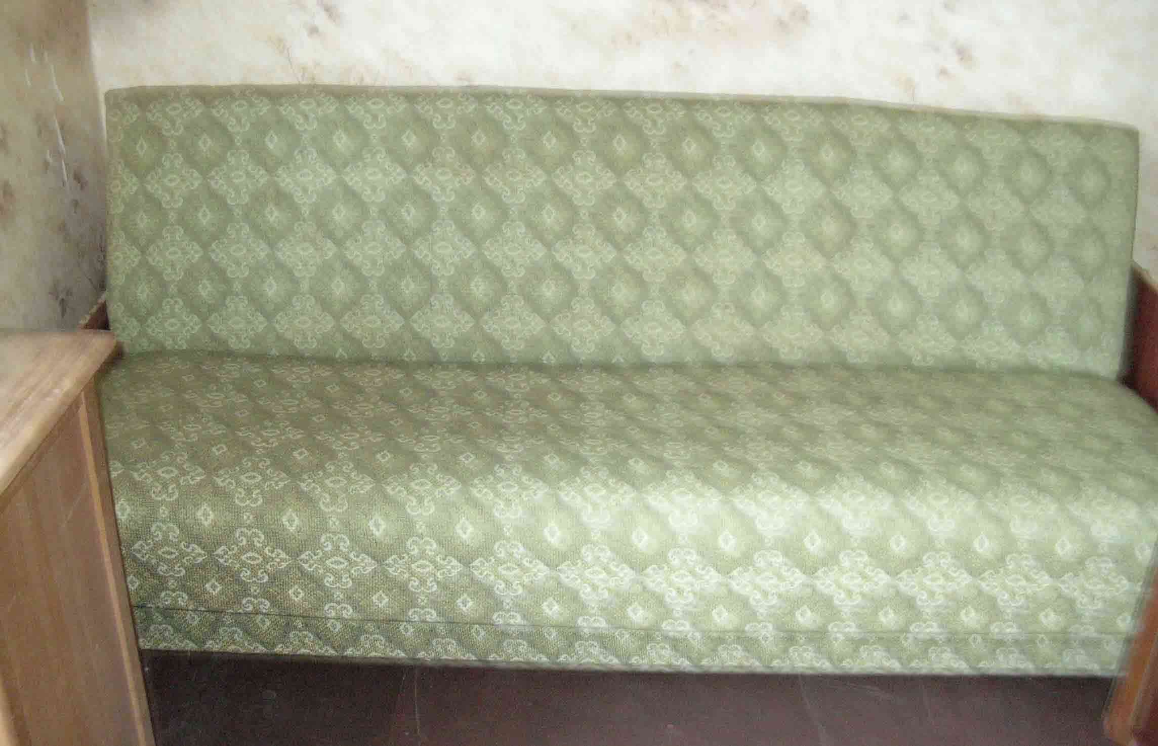 Диван книжка