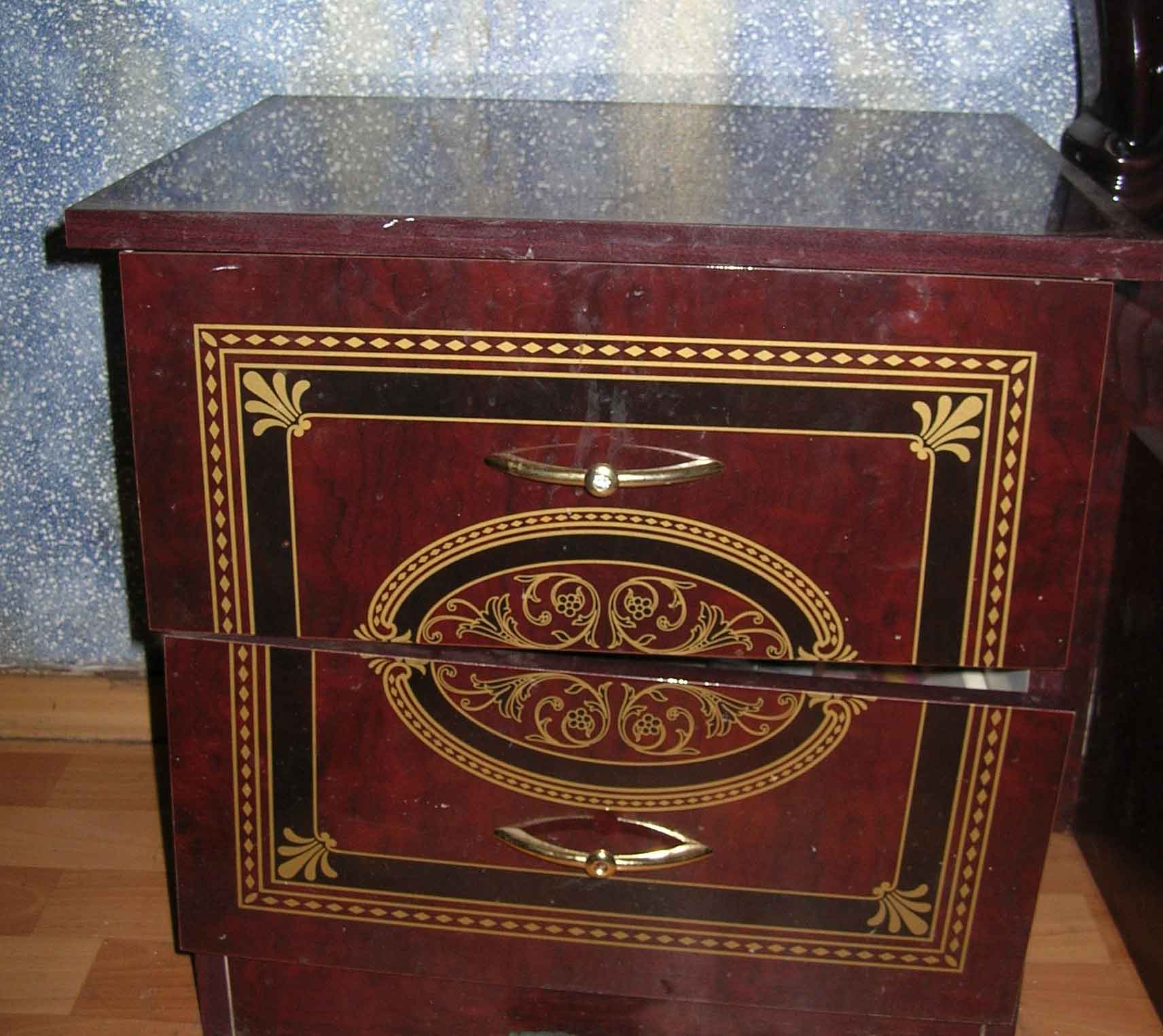 2 тумбочки под кровать