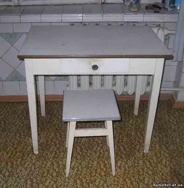 Кухонный стол